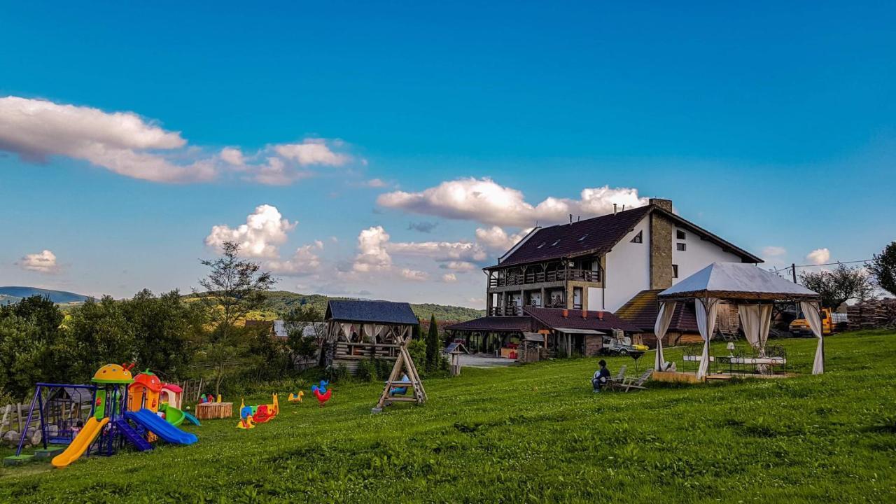 Gasthaus Casa Bradet Întorsura Buzăului Exterior foto