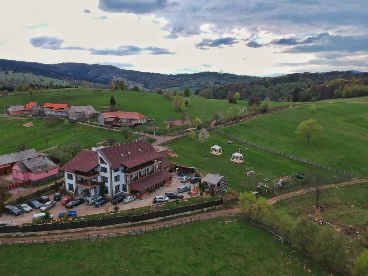 Gasthaus Casa Bradet Întorsura Buzăului Exterior foto